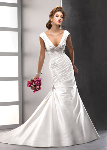 Νυφικό του οίκου Hatzidimou Wedding Dresses στην περιοχή Θεσσαλονίκη